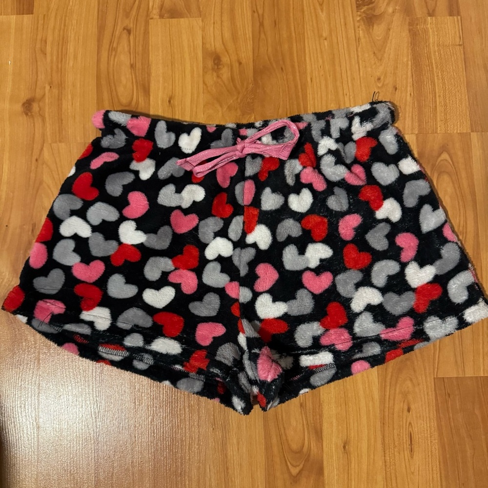 Heart Patterned Fleece Women's Shorts